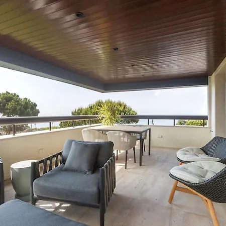 Oceanfront Lux *
