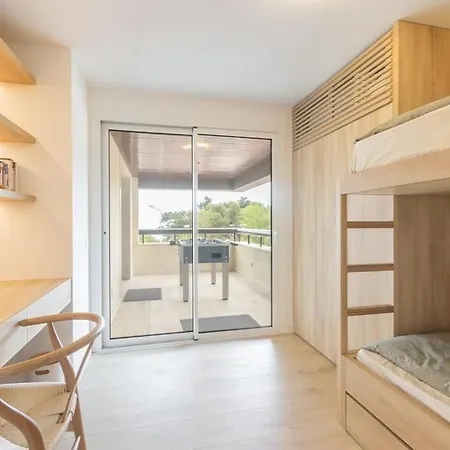 Oceanfront Lux Διαμέρισμα *