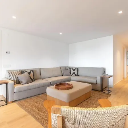 Oceanfront Lux *