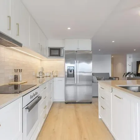Oceanfront Lux Apartman